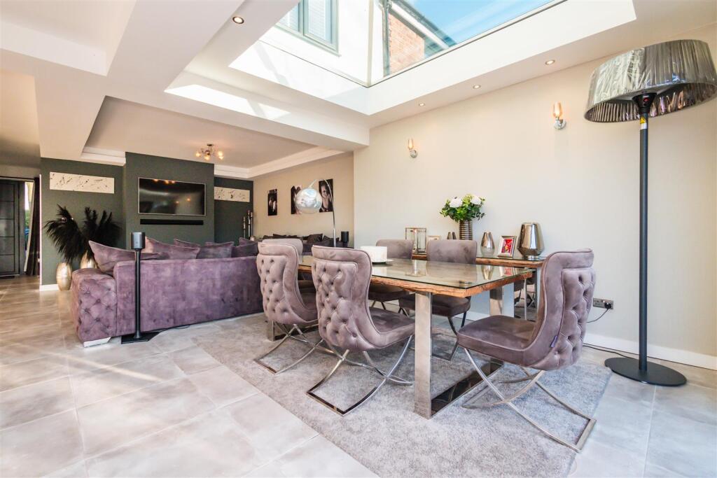 Open Plan Living Dining Kitchen 5