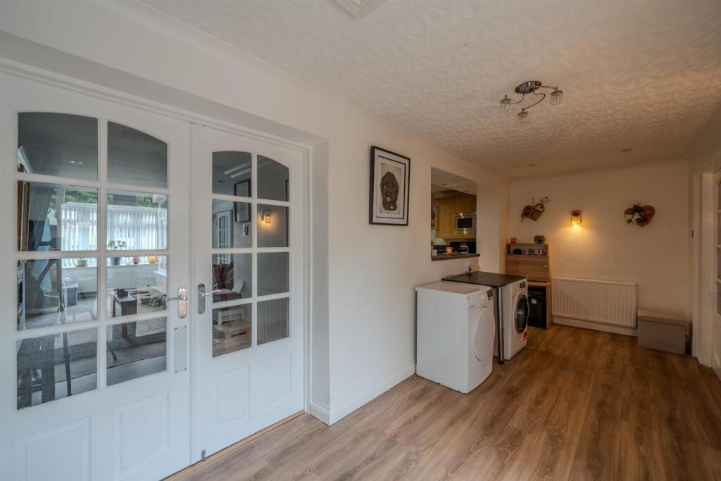 2 Nevern Walk-21.jpg