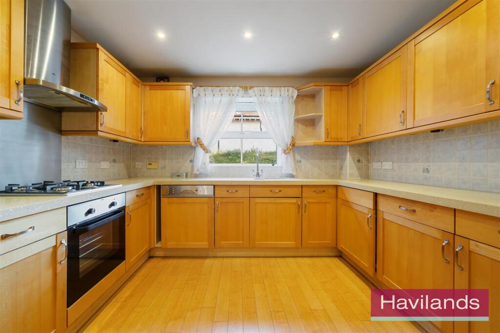 Oakington Court-18.jpg