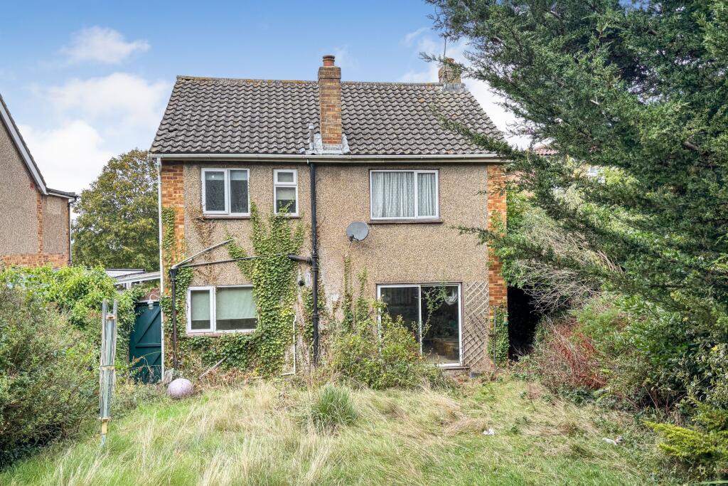 181 Ipswich Road, Colchester, Essex, CO4 0EL