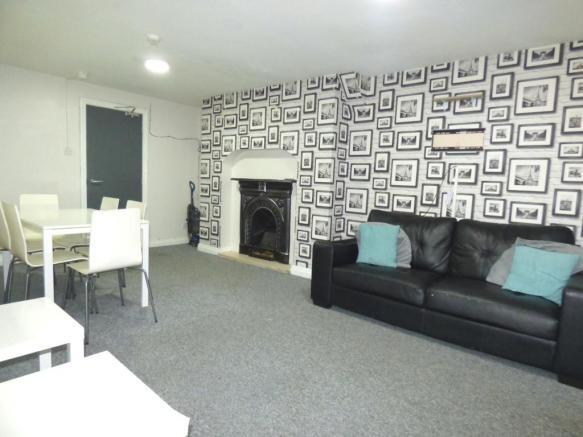 Room 1, 1a Elmsley Street