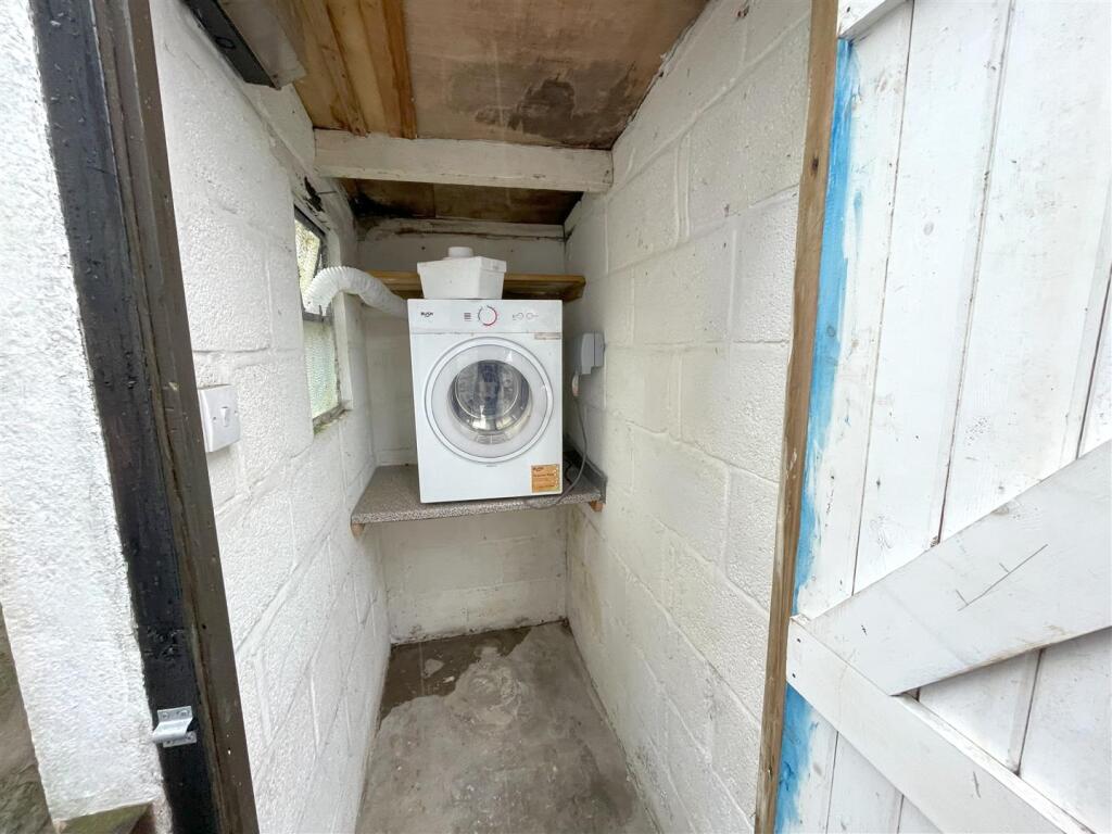 utility cupboard.jpg