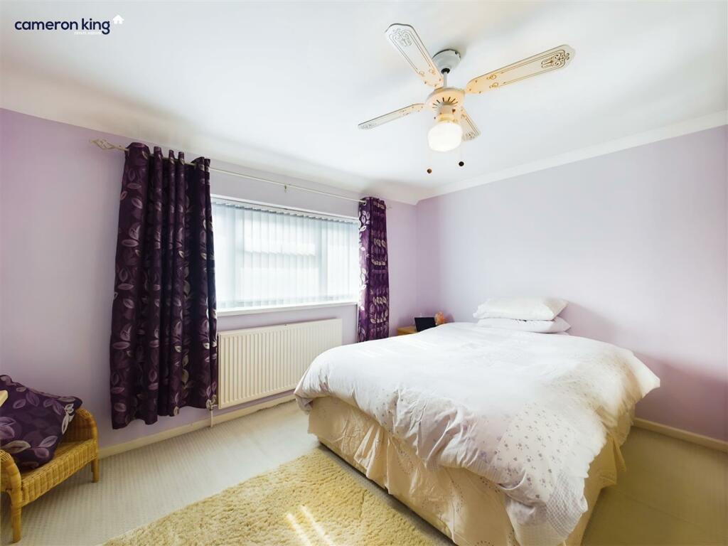 bed 201.jpg