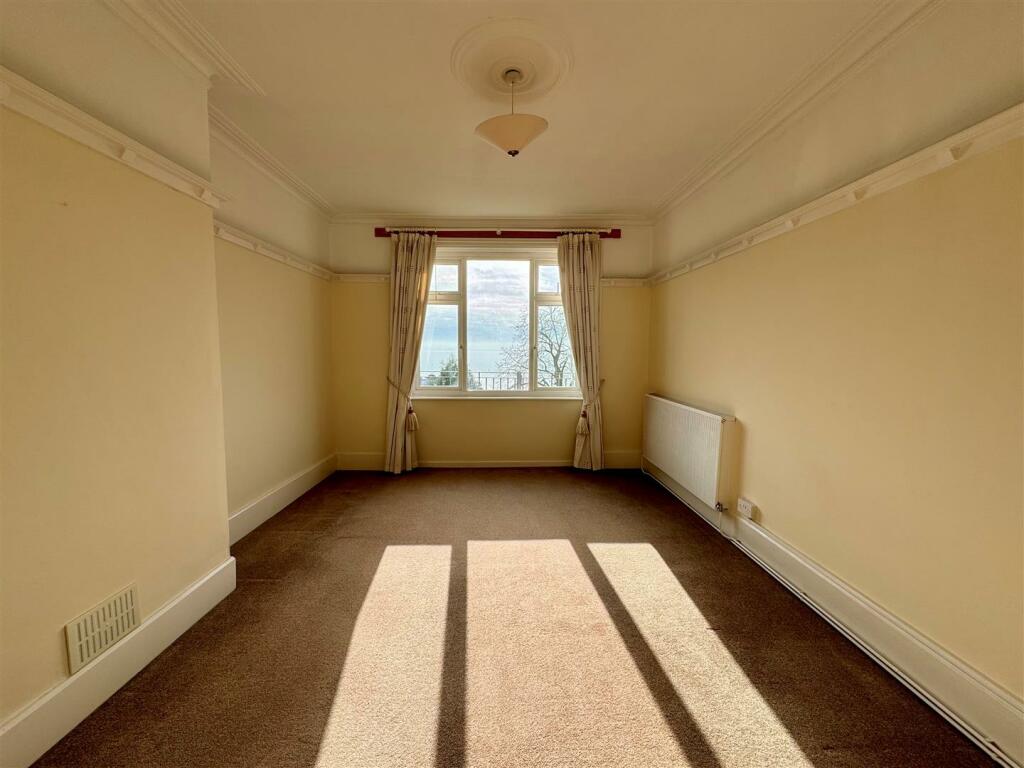 Bedroom.jpg