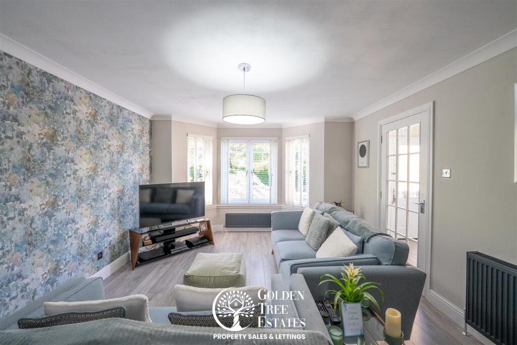 Images Above-09651.jpg