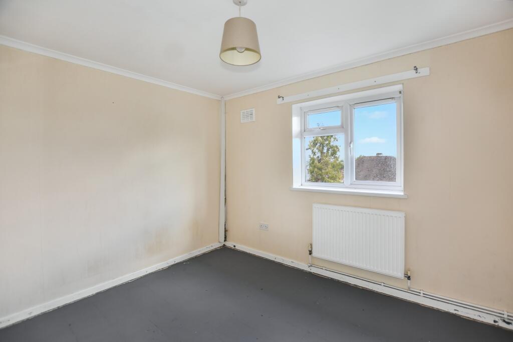 27 Marden Crescent, Bexley, Kent, DA5 1PW