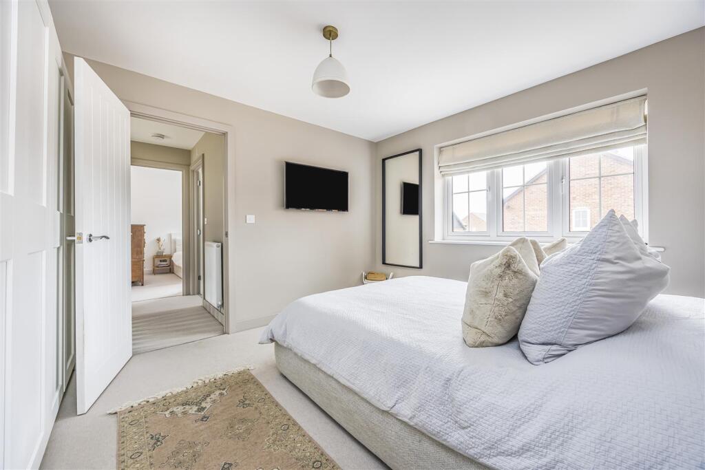 7 Cotton Way, Bedhampton-PorticoMarketing-SarahOli