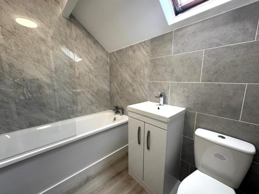 bath 2.jpg