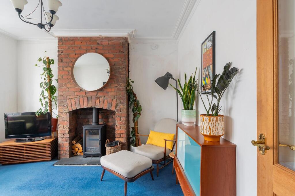 0S4RBN - Living Room C.jpg