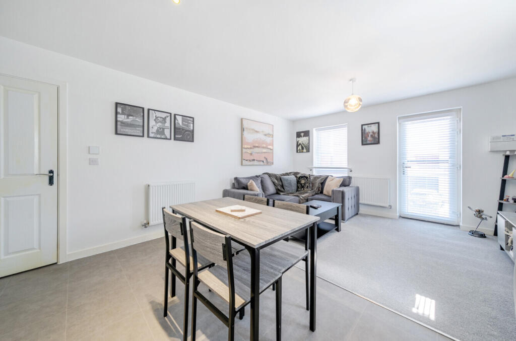 14-6821e1f7783a9-...