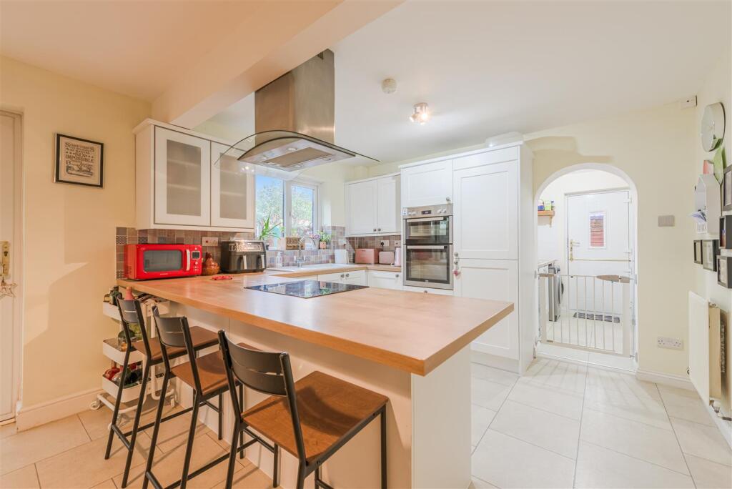 3 Flavel Court, Austrey