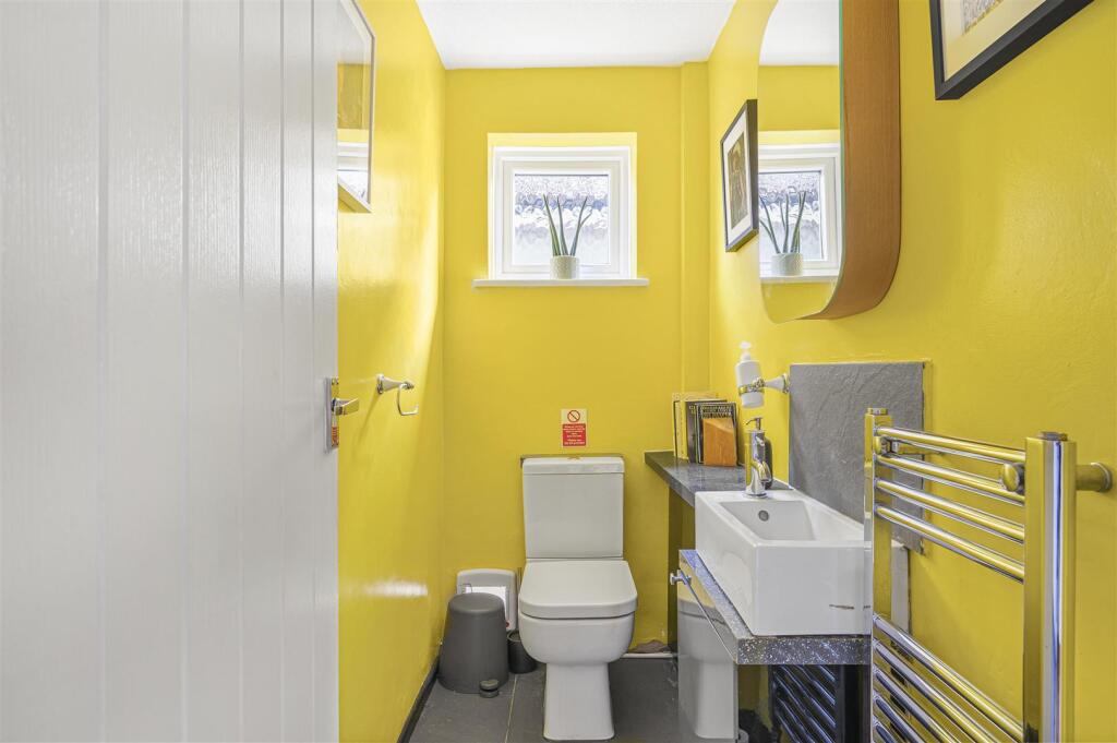 Separate Toilet1