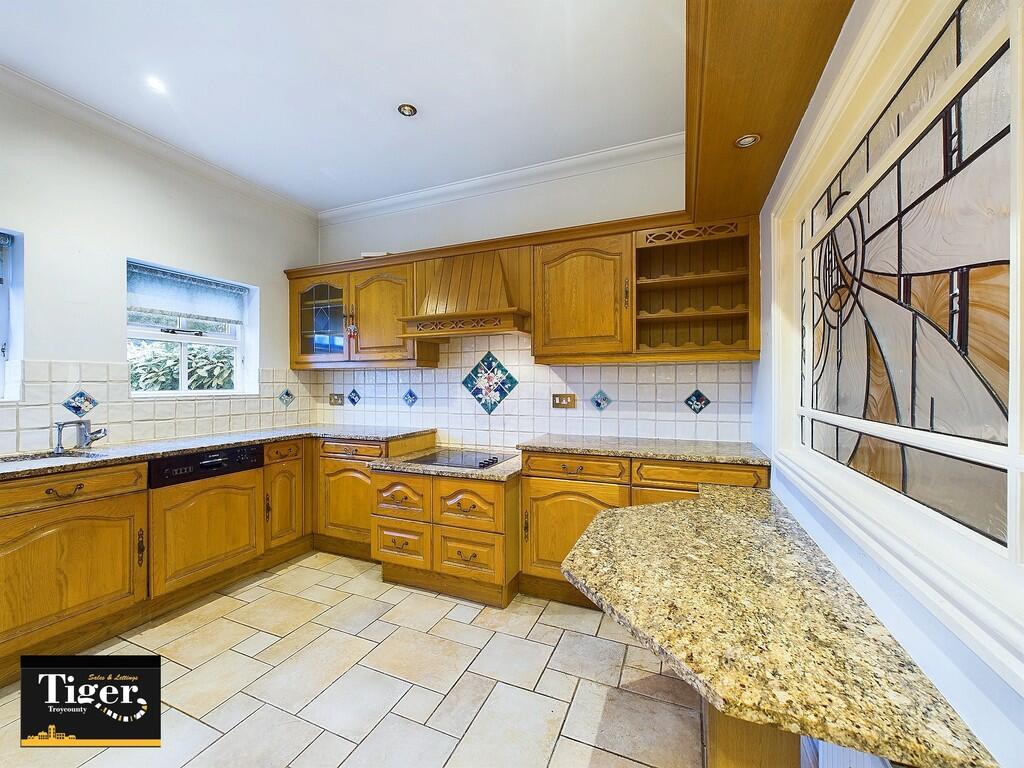 CAM03440G0-PR0242...