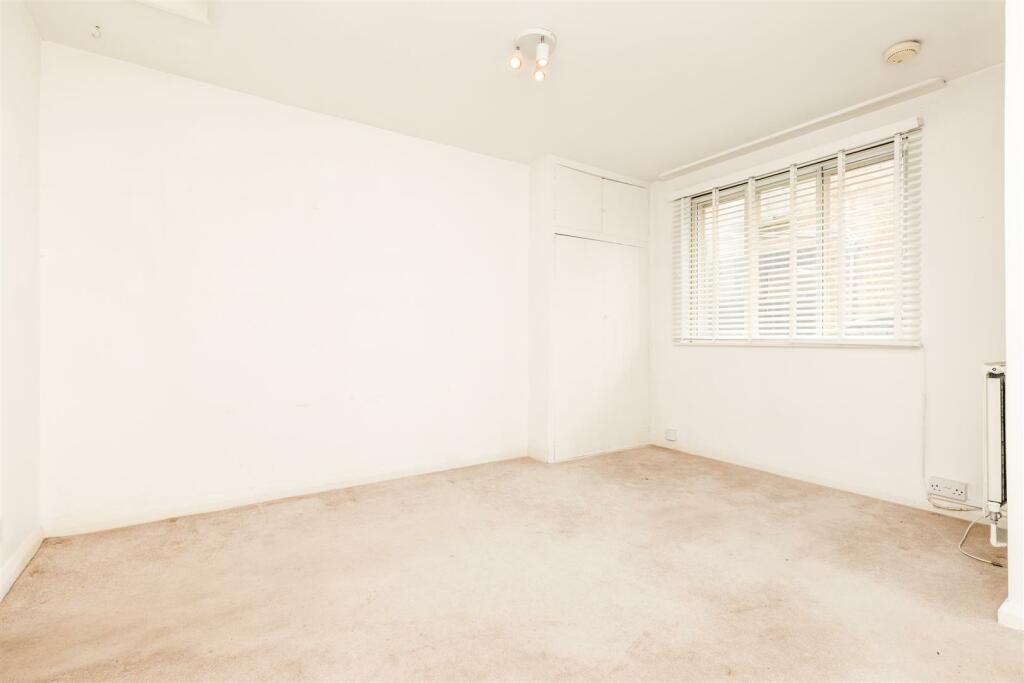 Bedroom.jpg