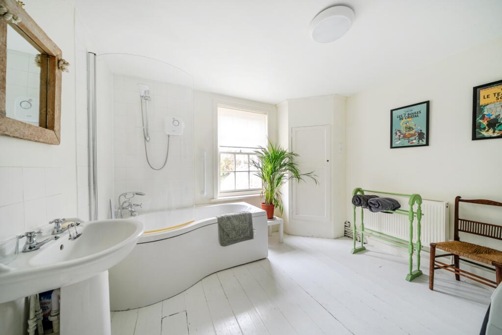 1385374-11-692862...