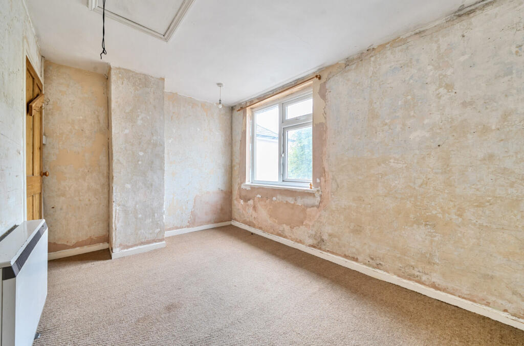 1311771-7-684d98e...