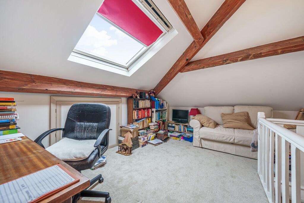 Office/Bedroom 3