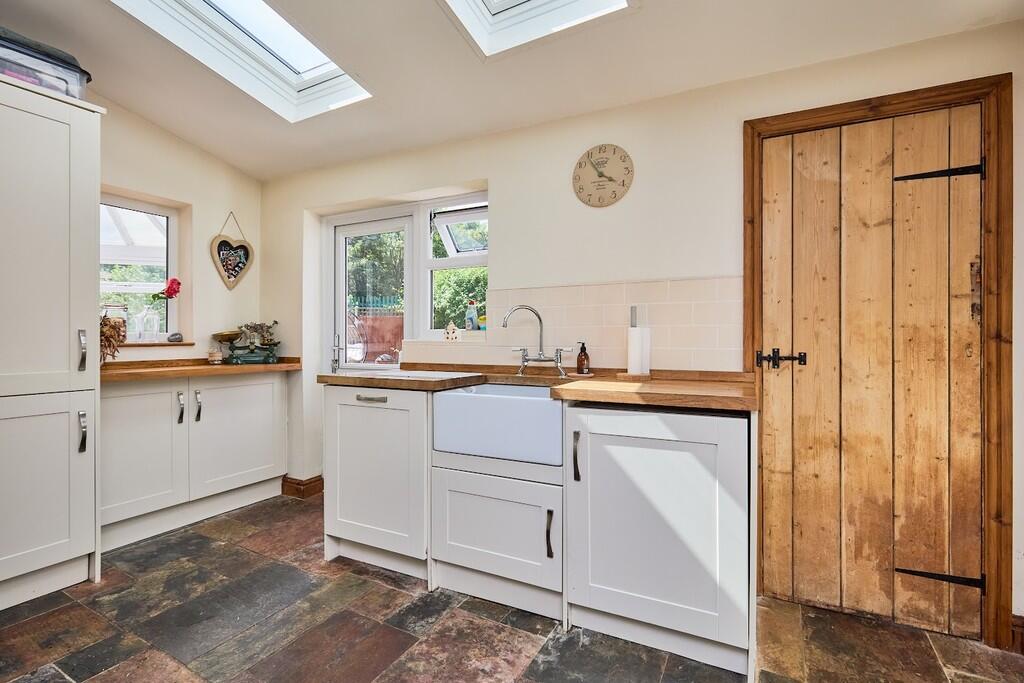 Edward Knight 202...