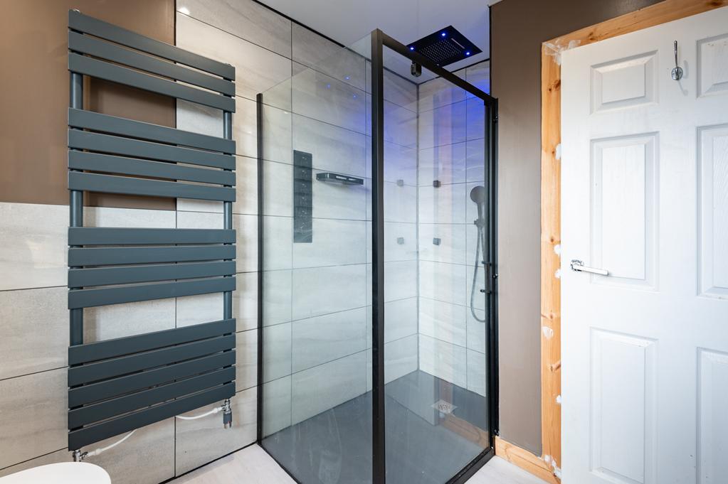 SHOWER AREA