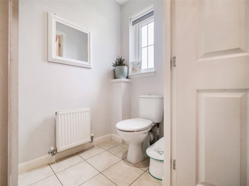 Wc/Cloaks Room