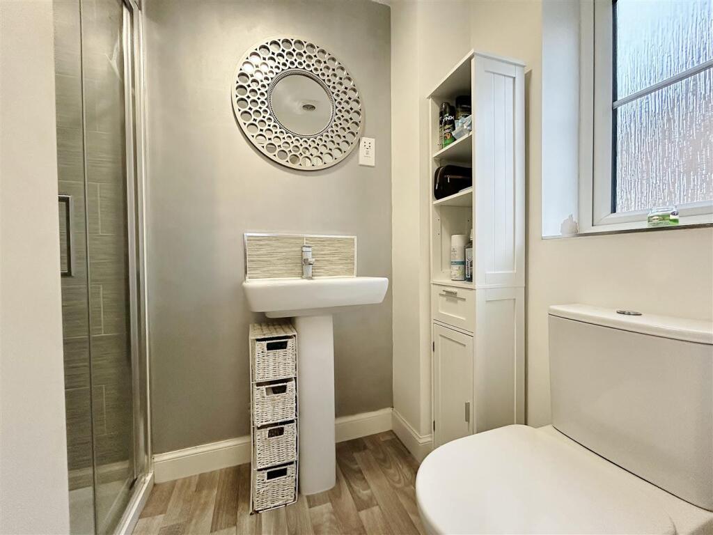 Master Ensuite