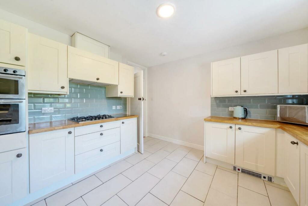 2nd view KITCHEN.jpg