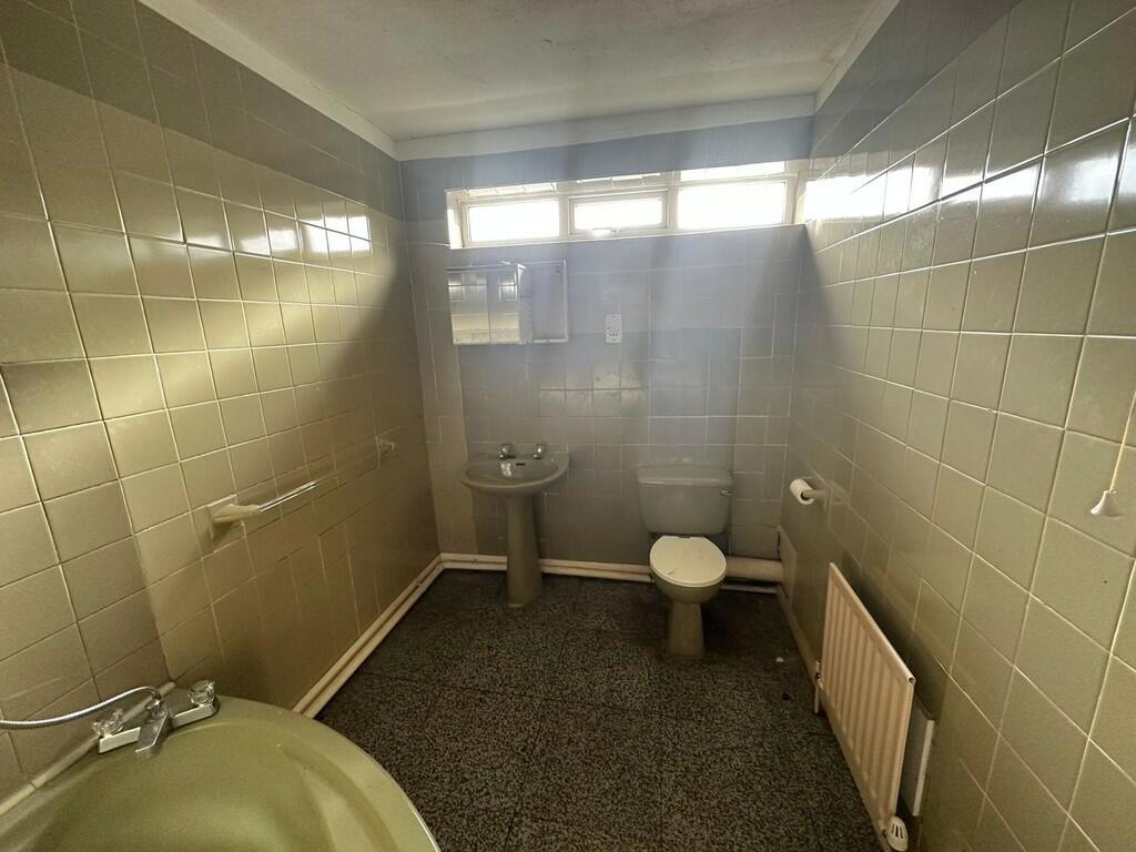 PHOTO-2024-10-29-...