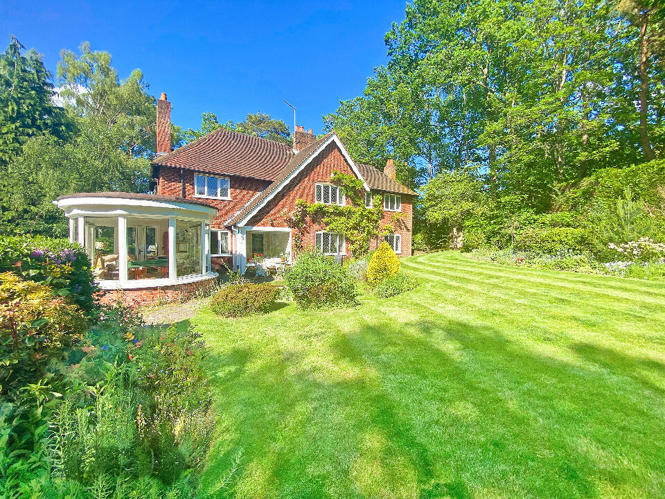 C80093E2-0024-42E7-A