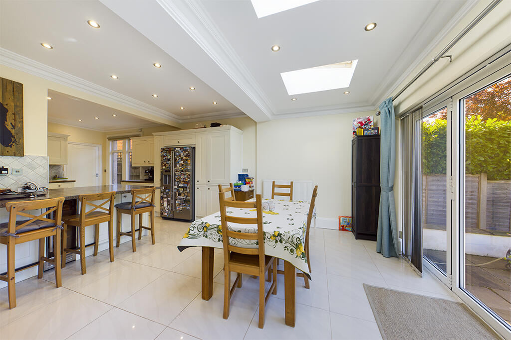 Dinning Area/ Kitche