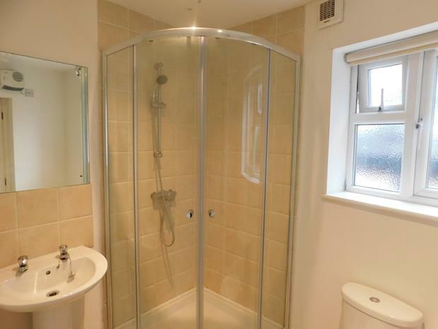 20 Market Square Bathroom