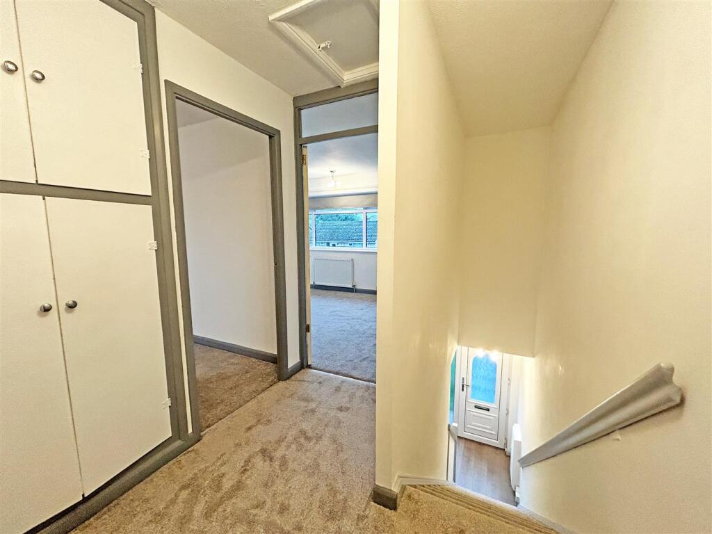 Hallway &amp; Entrance