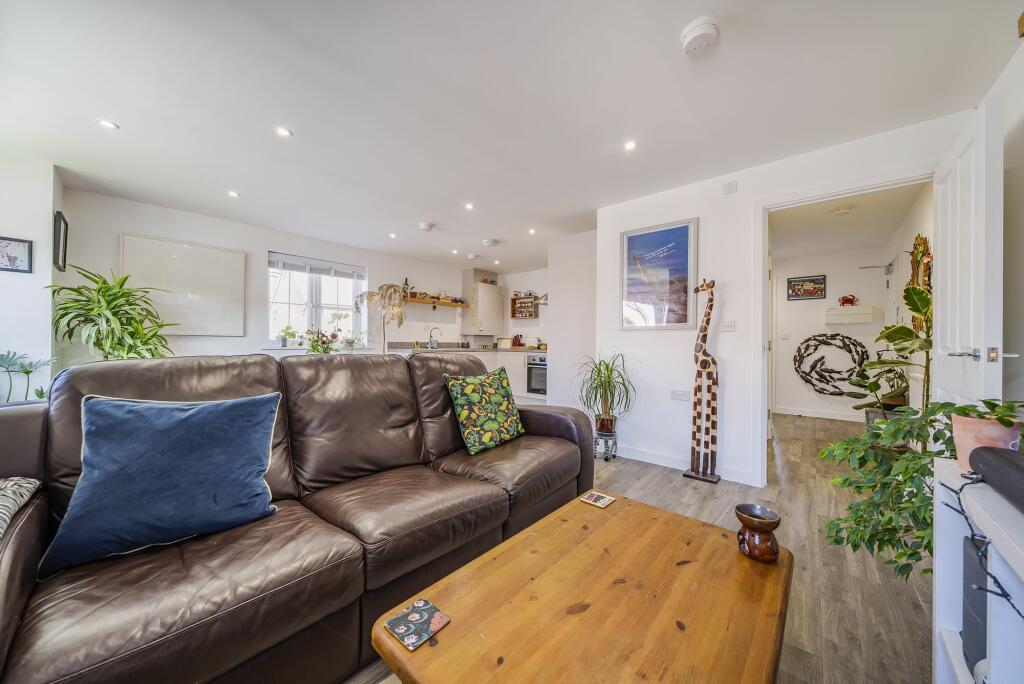 Living Room/Dining Room/Kitchen (7)