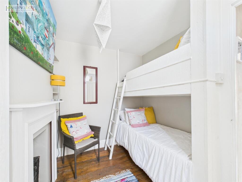 Bedroom 2 iii.jpg