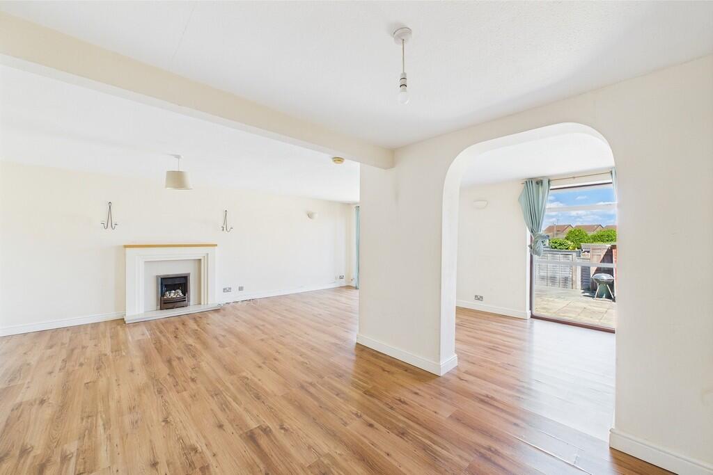 CAM03416G0-PR0082...