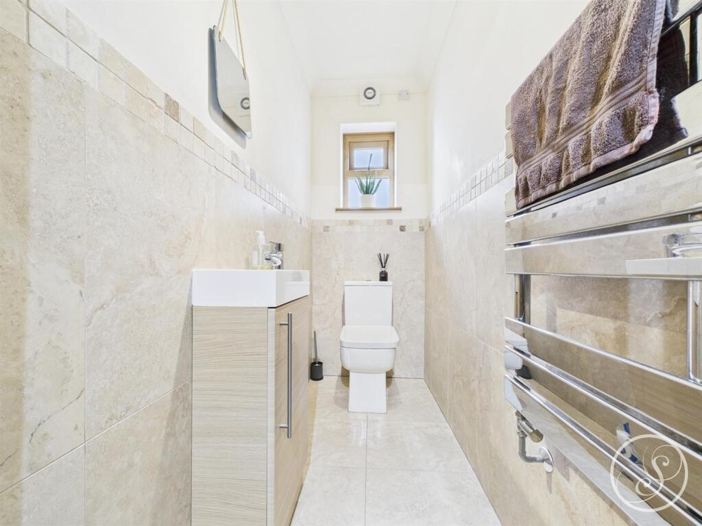 GUEST WC