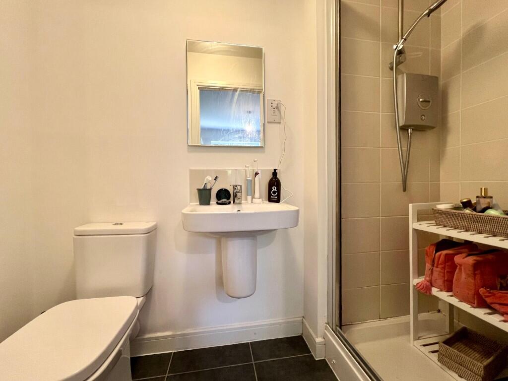 Shower Ensuite
