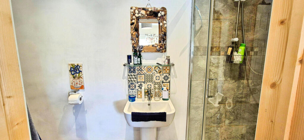 user_edited_photo-fc703dcf_user-edited-e435a4ea-06