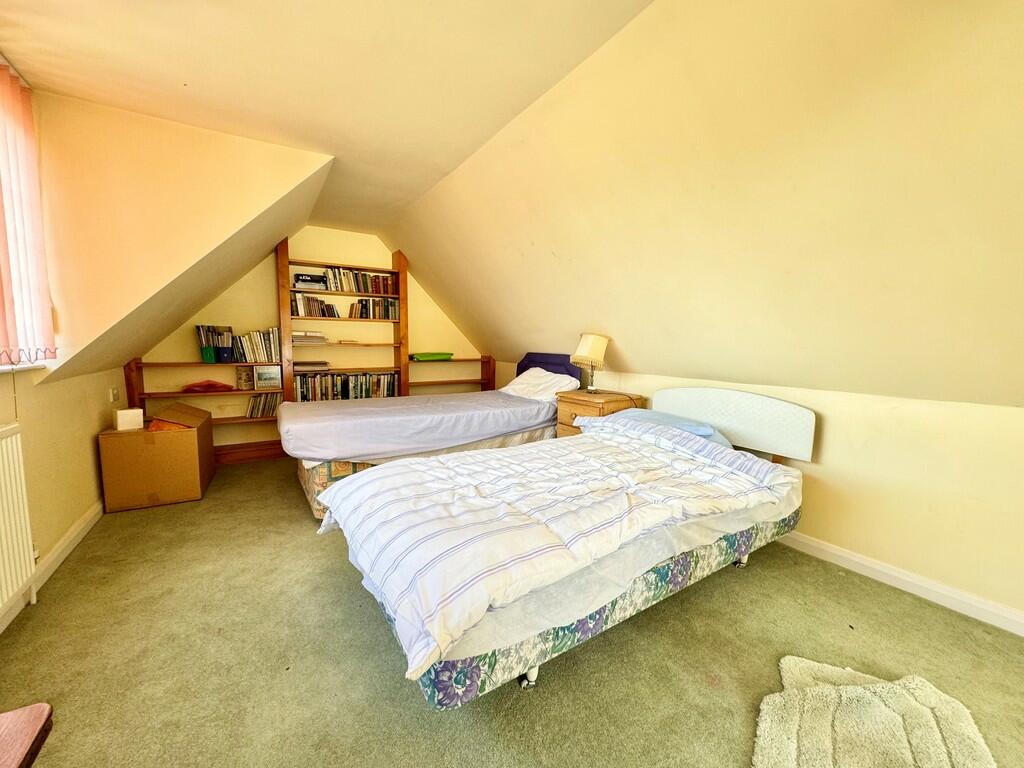 Tuts Cottage Occa...