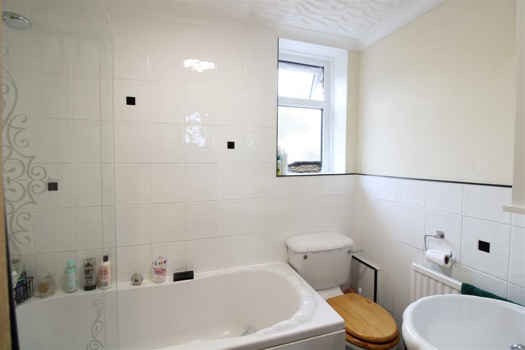 bathroomnew.JPG