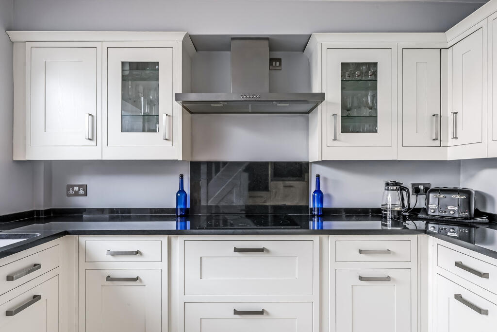 3-Uckfield-Cottage-19