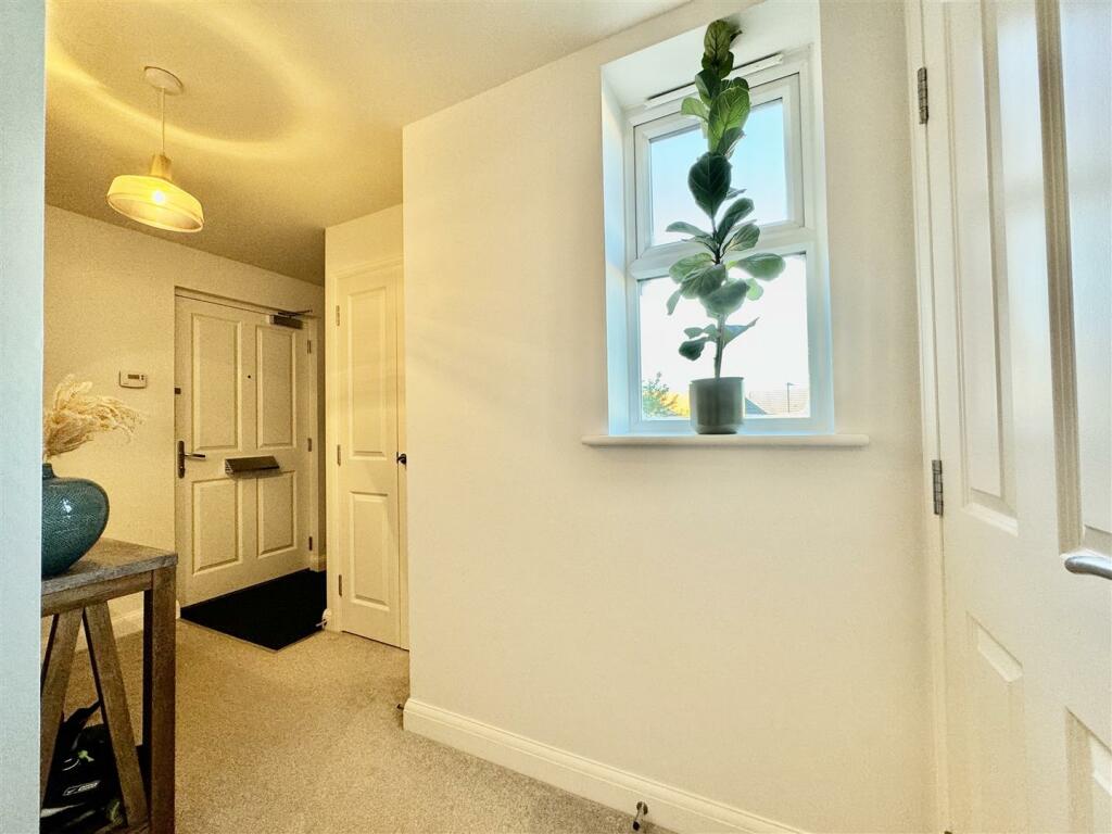 ENTRANCE HALLWAY