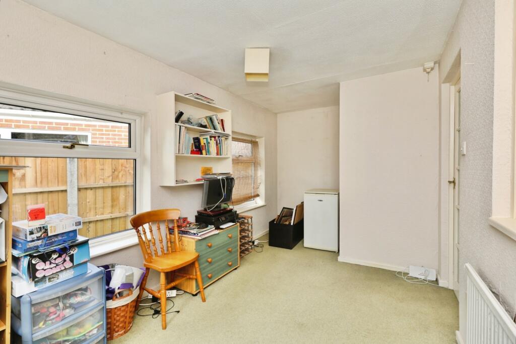 Office/Bedroom Four