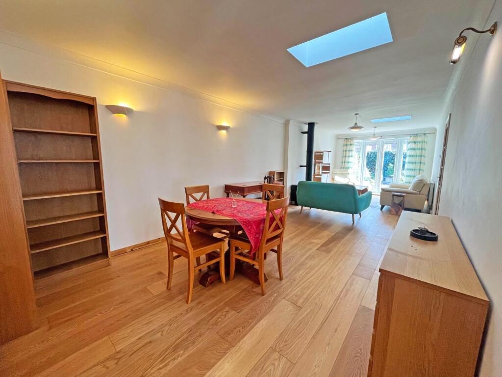 Dining Room.jpg