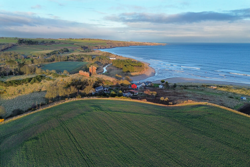 Lunan Bay