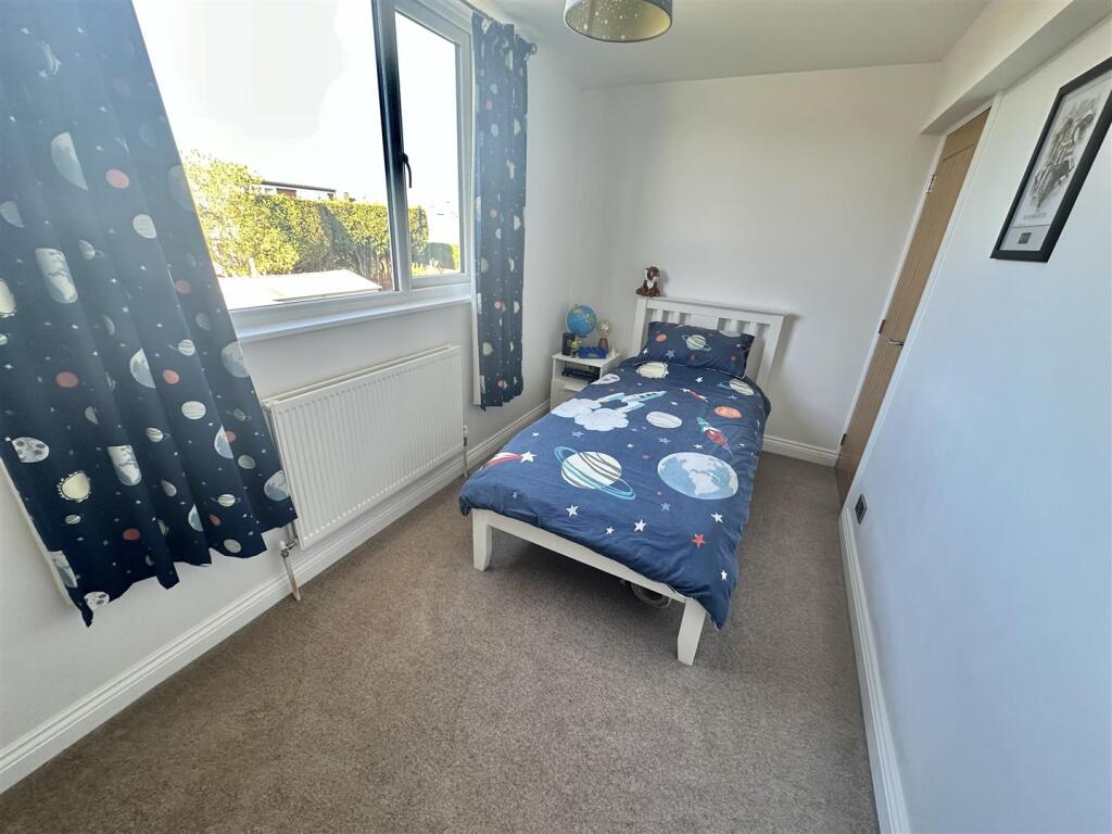 Bramleys Estate Agents - Meadow Drive - Liversedge