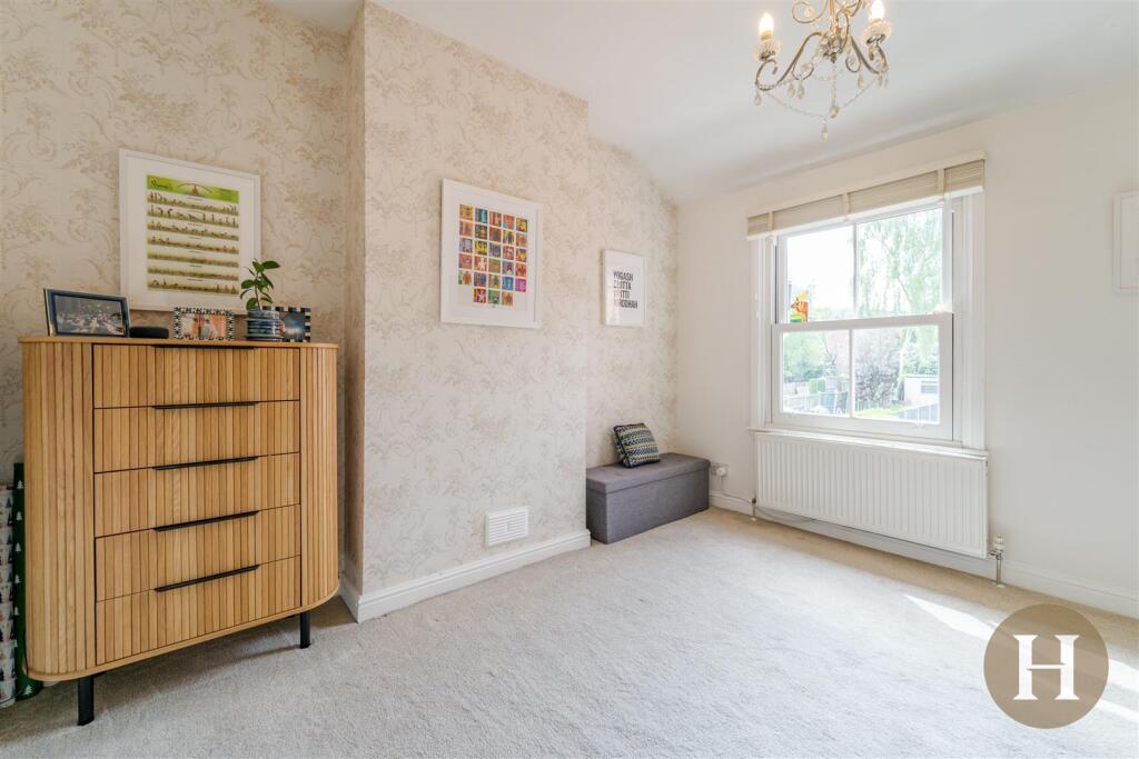 Hadleigh Estate Agents-36.jpg