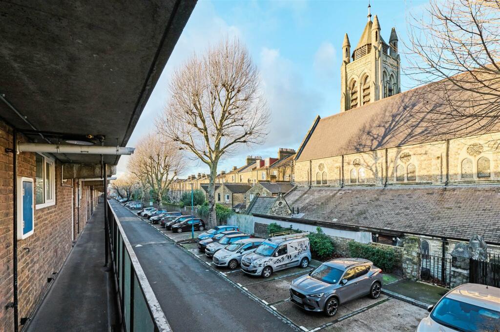 Eden_Harper_-_Glanville_Road__SW2_5DF_19.jpg