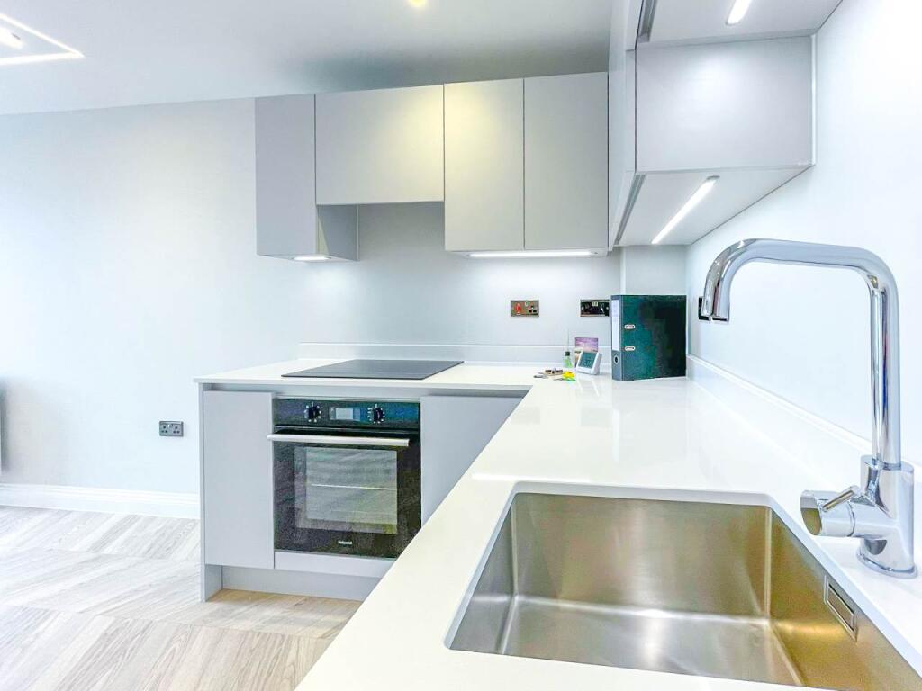 18 bowmont kitchen 5