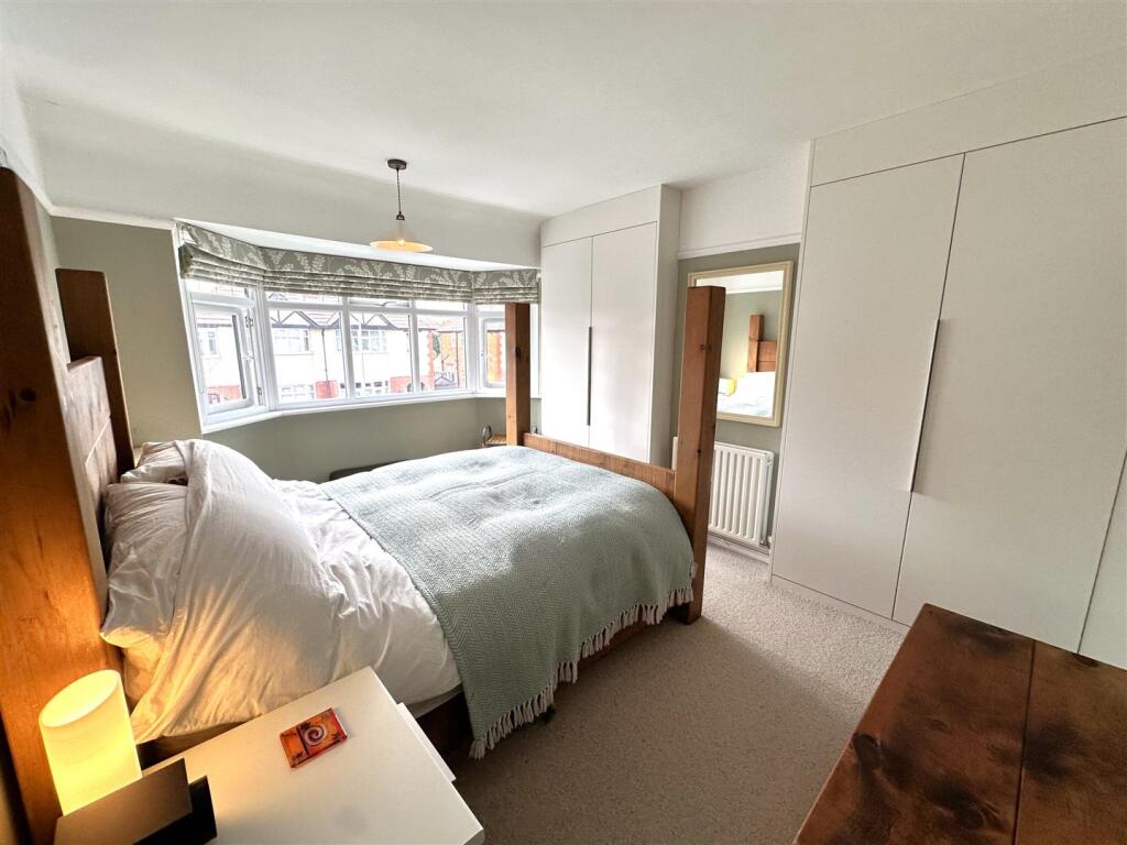Bedroom One With Fitted Wardrobes 082