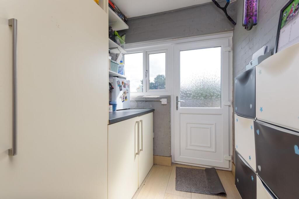 KITCHEN UTILITY AND LOUNGE